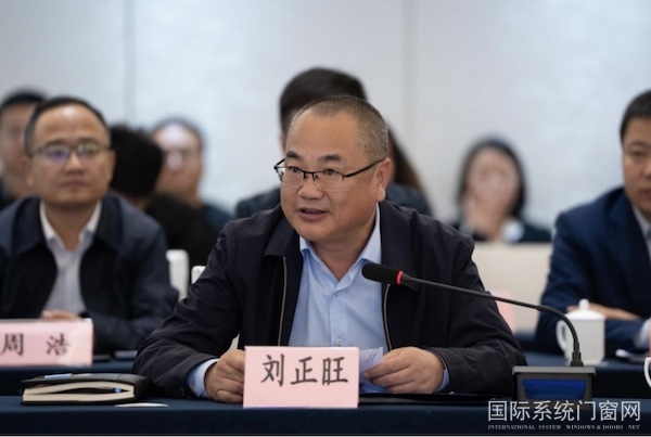 1761978772650641.jpg IMG_7780.jpg